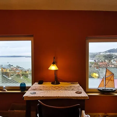 39 St Marys Walk * Scarborough