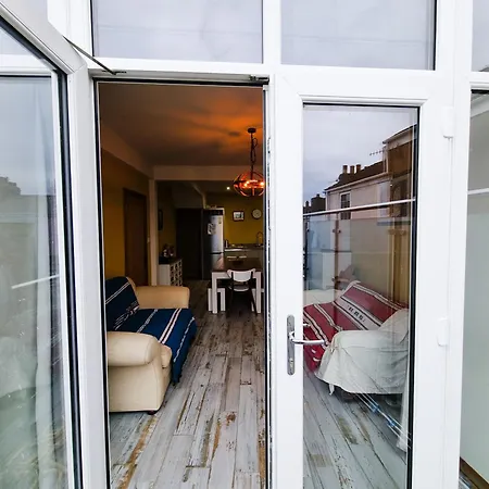 39 St Marys Walk * סקארבורו