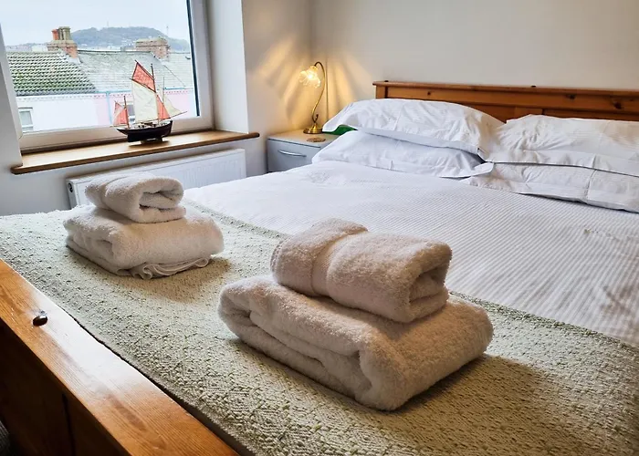 39 St Marys Walk Scarborough