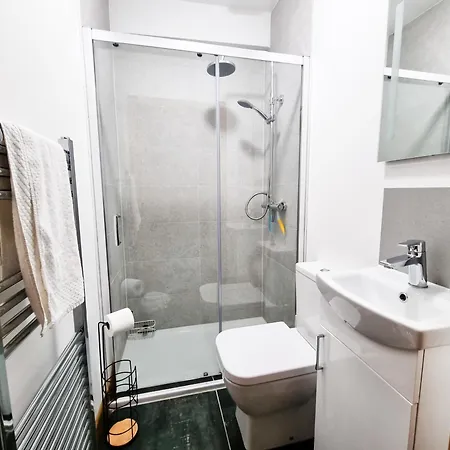 39 St Marys Walk Holiday home *